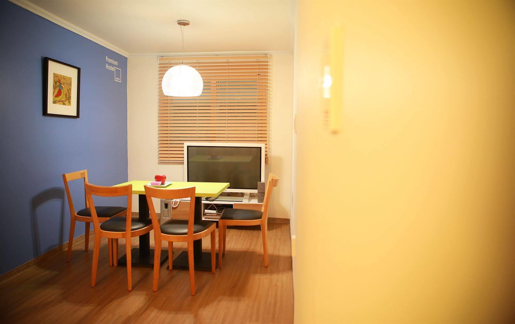 Moon Hostel Seoul Exterior photo